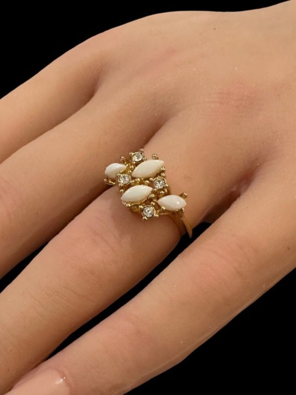 Uncas Vintage Ring 1960s Gold Tone Costume Cocktail Faux Navette Opals